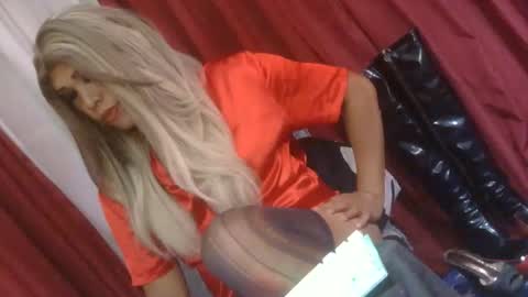 Athena online show from 06/05/26, 09:04