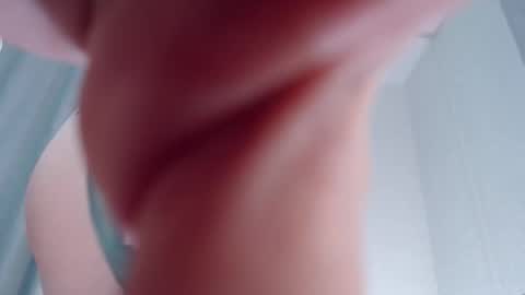 Snapshot of lady_biscuit chatting on 12/04/25, 02:48 lady_biscuit online show from 12/04/25, 02:48