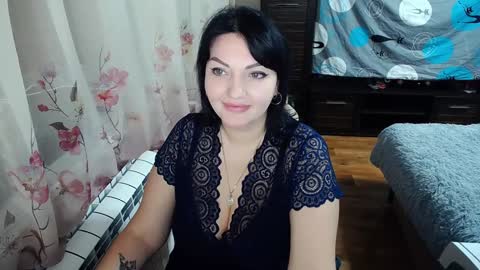 lady_boom_ online show from 12/18/24, 05:10