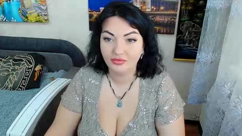 lady_boom_ online show from 09/16/25, 09:21