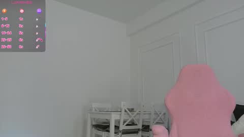 Snapshot of lady_charm__ chatting on 01/09/26, 07:33 Mira online show from 01/09/26, 07:33