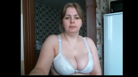 Snapshot of lady_cute_cat chatting on 02/02/26, 02:21 lady cute cat29 online show from 02/02/26, 02:21