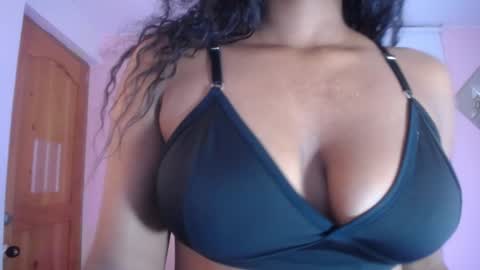 Karla - Instagram   lady karla1 online show from 01/05/25, 07:17