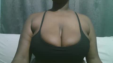 lady_dearra online show from 09/25/25, 02:04