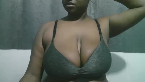 lady_dearra online show from 10/07/25, 03:58