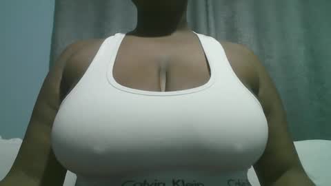 lady_dearra online show from 10/21/25, 03:40