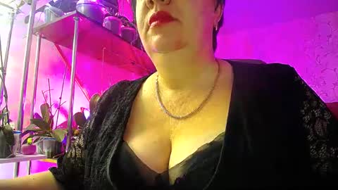 Lady Gloria online show from 12/02/24, 03:58