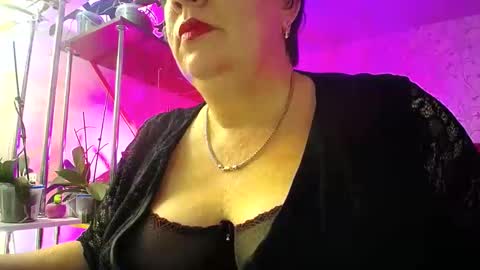 Lady Gloria online show from 12/06/24, 03:22