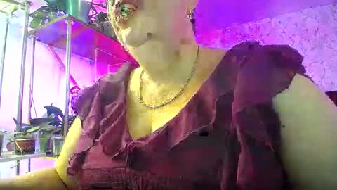 Lady Gloria online show from 09/11/25, 03:50