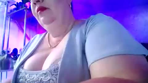 Snapshot of lady_gloria chatting on 07/03/26, 03:02 Lady Gloria online show from 07/03/26, 03:02