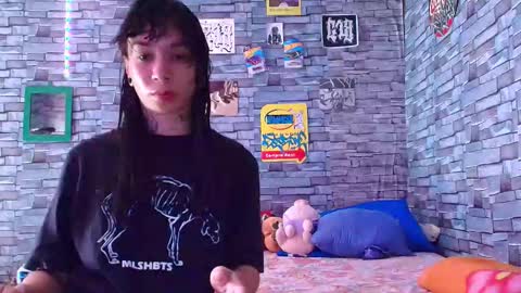 Snapshot of lady_godss chatting on 11/18/25, 01:59 Lady godss online show from 11/18/25, 01:59