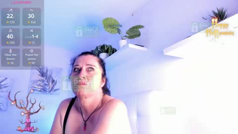 Snapshot of lady_hellen chatting on 10/18/25, 07:03 online show from 10/18/25, 07:03