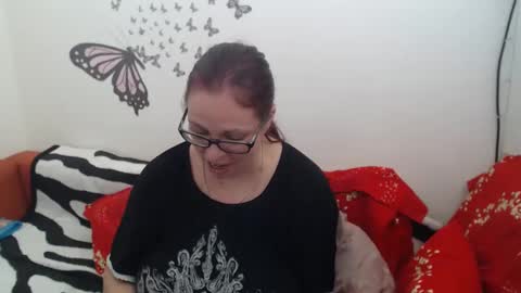 Lady Hellene online show from 02/10/25, 01:44