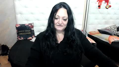 lady lauren online show from 12/08/24, 05:50