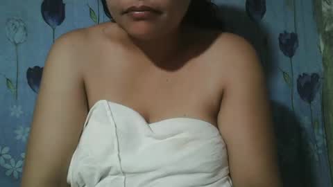 Snapshot of lady_love063 chatting on 01/23/25, 05:02 lady_love063 online show from 01/23/25, 05:02