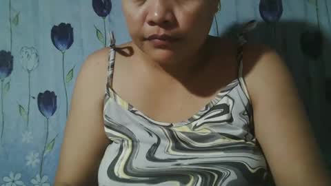 Snapshot of lady_love063 chatting on 02/18/25, 09:54 lady_love063 online show from 02/18/25, 09:54