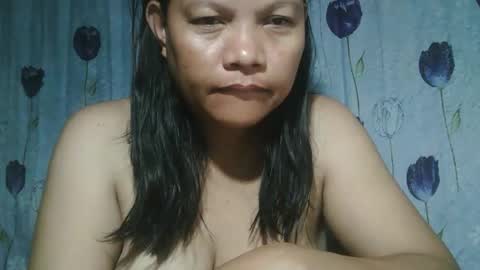 Snapshot of lady_love063 chatting on 09/08/25, 09:36 lady_love063 online show from 09/08/25, 09:36
