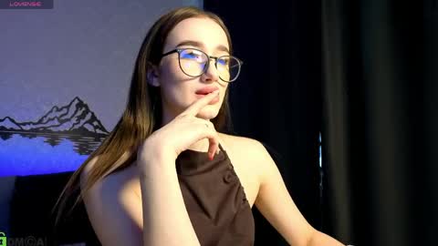 Olivia online show from 04/29/26, 08:07