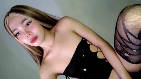 Ella online show from 12/26/24, 11:54