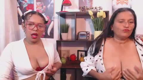 lady_rebeccas online show from 02/06/25, 07:29