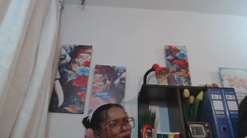 lady_rebeccas online show from 02/07/25, 11:13