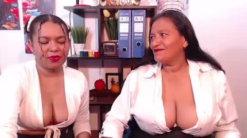 lady_rebeccas online show from 02/24/25, 12:05