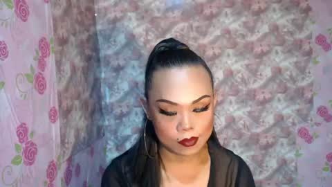 lady_shane26 online show from 06/12/26, 11:09