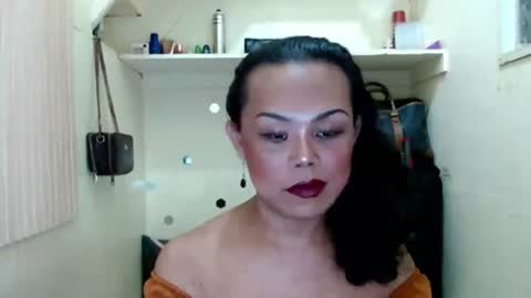 lady_shane26 online show from 06/23/26, 07:56