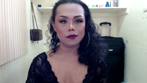 lady_shane26 online show from 07/12/26, 02:46