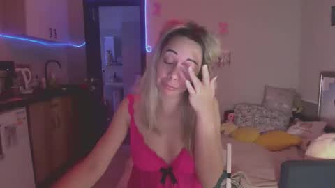 lady_smile69 online show from 10/07/25, 06:27