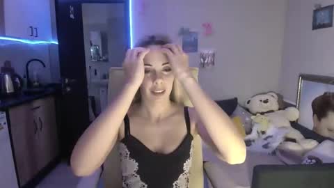 lady_smile69 online show from 11/30/25, 02:10