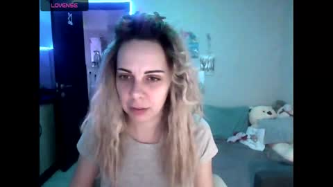 lady_smile69 online show from 02/01/26, 03:54