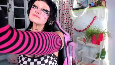 Mia online show from 02/23/26, 06:27