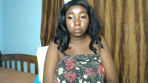 Snapshot of lady_twerky chatting on 01/19/25, 06:21 Maya online show from 01/19/25, 06:21