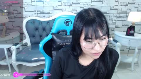 Lady Violet Bridgerton online show from 12/24/24, 01:16