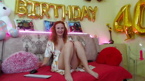 Snapshot of ladybigsmile chatting on 01/23/25, 08:45 Sima Ladybigsmile online show from 01/23/25, 08:45