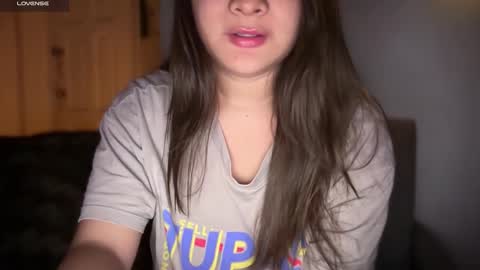 Snapshot of ladybird21 chatting on 11/06/25, 07:42 Aria online show from 11/06/25, 07:42