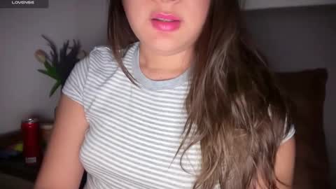 Snapshot of ladybird21 chatting on 11/07/25, 07:14 Aria online show from 11/07/25, 07:14