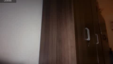 Snapshot of ladybird21 chatting on 11/08/25, 07:23 Aria online show from 11/08/25, 07:23