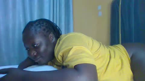 lindah32 online show from 10/07/25, 12:52