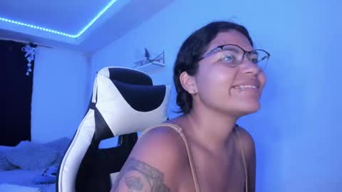 Lady  online show from 12/07/24, 01:58