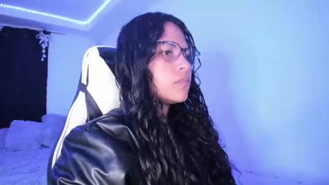  Lady  online show from 12/10/24, 02:48