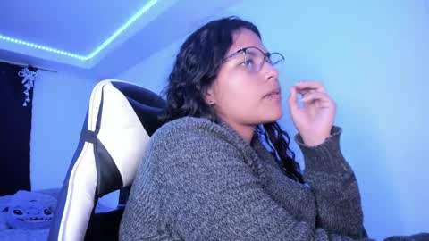  Lady  online show from 12/28/24, 04:51