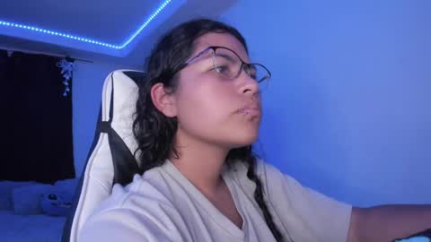  Lady  online show from 12/29/24, 04:05