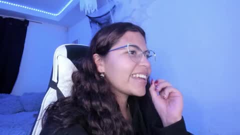  Lady  online show from 10/14/25, 03:07