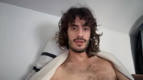 Snapshot of ladycan_tfeeling chatting on 10/05/25, 06:45 ladycan_tfeeling online show from 10/05/25, 06:45