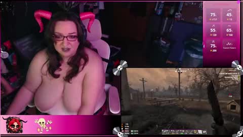 Snapshot of ladycelosia chatting on 01/05/25, 08:00 Lady Celosia online show from 01/05/25, 08:00