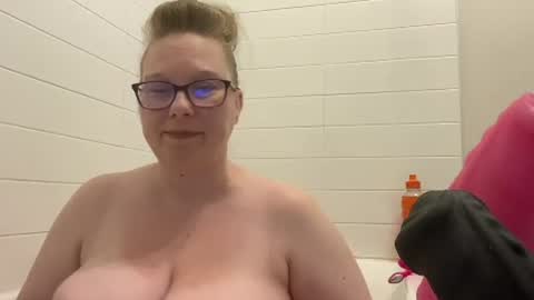 LadyCherieLynn online show from 06/17/26, 02:07