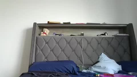 Snapshot of ladycinnabon chatting on 02/19/25, 07:48 Stephanie online show from 02/19/25, 07:48