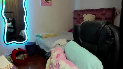 Snapshot of ladydanniela chatting on 03/10/26, 12:04 leidy daniela online show from 03/10/26, 12:04